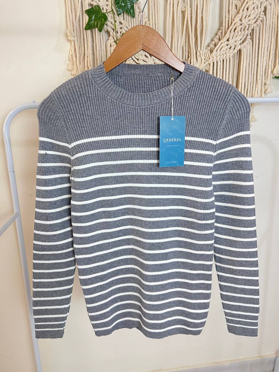 Gumus Stripped Pullover